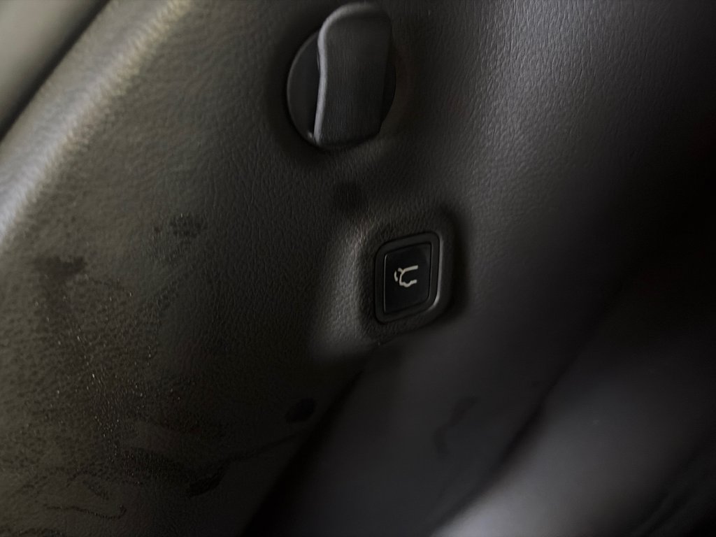 2026 Jeep Compass TRAILHAWK in Grand-Sault and Edmunston, New Brunswick - 10 - w1024h768px