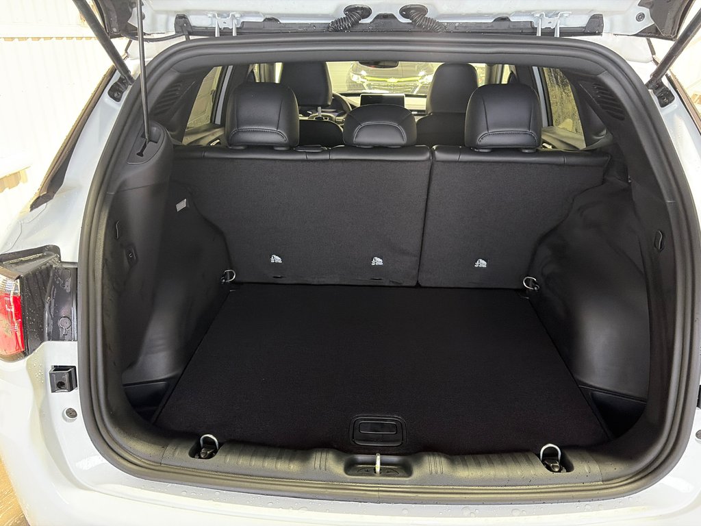 2026 Jeep Compass TRAILHAWK in Grand-Sault and Edmunston, New Brunswick - 9 - w1024h768px