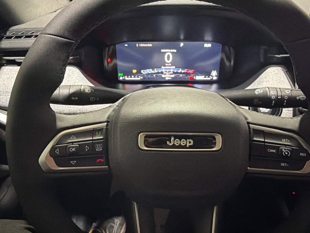 2026 Jeep Compass NORTH in Grand-Sault and Edmunston, New Brunswick - 13 - w1024h768px