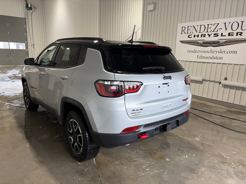 Jeep Compass TRAILHAWK 2026 à Grand-Sault et Edmunston, Nouveau-Brunswick - 6 - w1024h768px