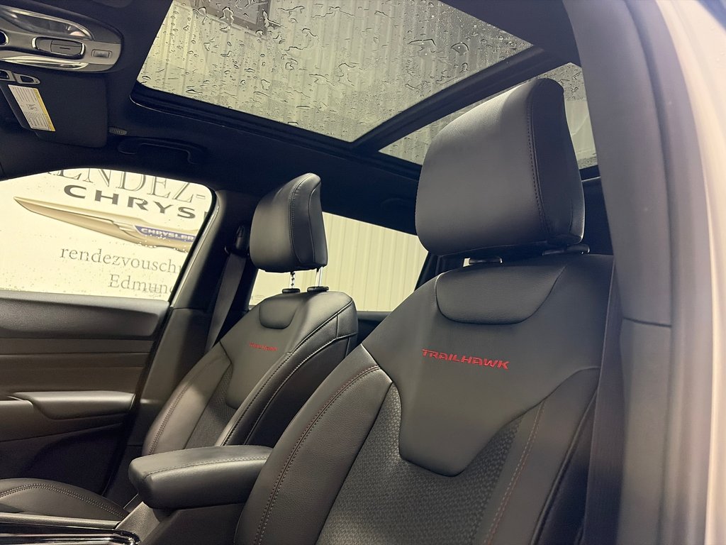 Jeep Compass TRAILHAWK 2026 à Grand-Sault et Edmunston, Nouveau-Brunswick - 14 - w1024h768px