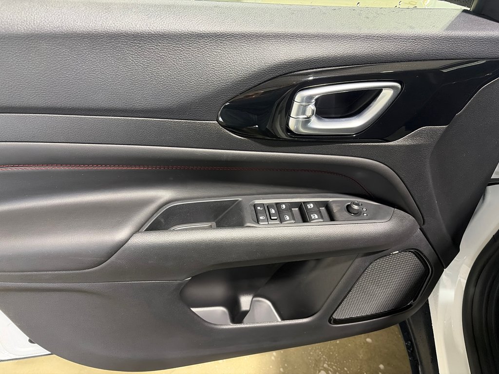 Jeep Compass TRAILHAWK 2026 à Grand-Sault et Edmunston, Nouveau-Brunswick - 11 - w1024h768px