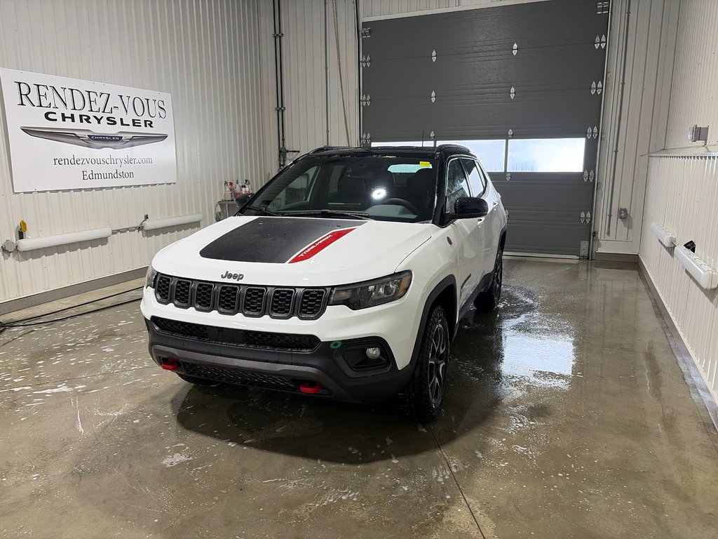 Jeep Compass TRAILHAWK 2026 à Grand-Sault et Edmunston, Nouveau-Brunswick - 1 - w1024h768px