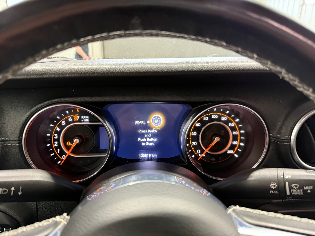 2020 Jeep GLADIATOR Overland in Grand-Sault and Edmunston, New Brunswick - 8 - w1024h768px