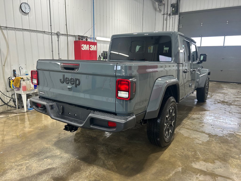 2025 Jeep Gladiator SPORT S in Grand-Sault and Edmunston, New Brunswick - 4 - w1024h768px