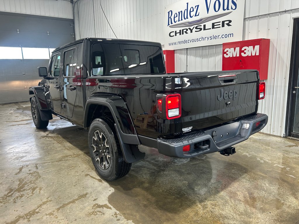 2025 Jeep Gladiator SPORT S in Grand-Sault and Edmunston, New Brunswick - 6 - w1024h768px
