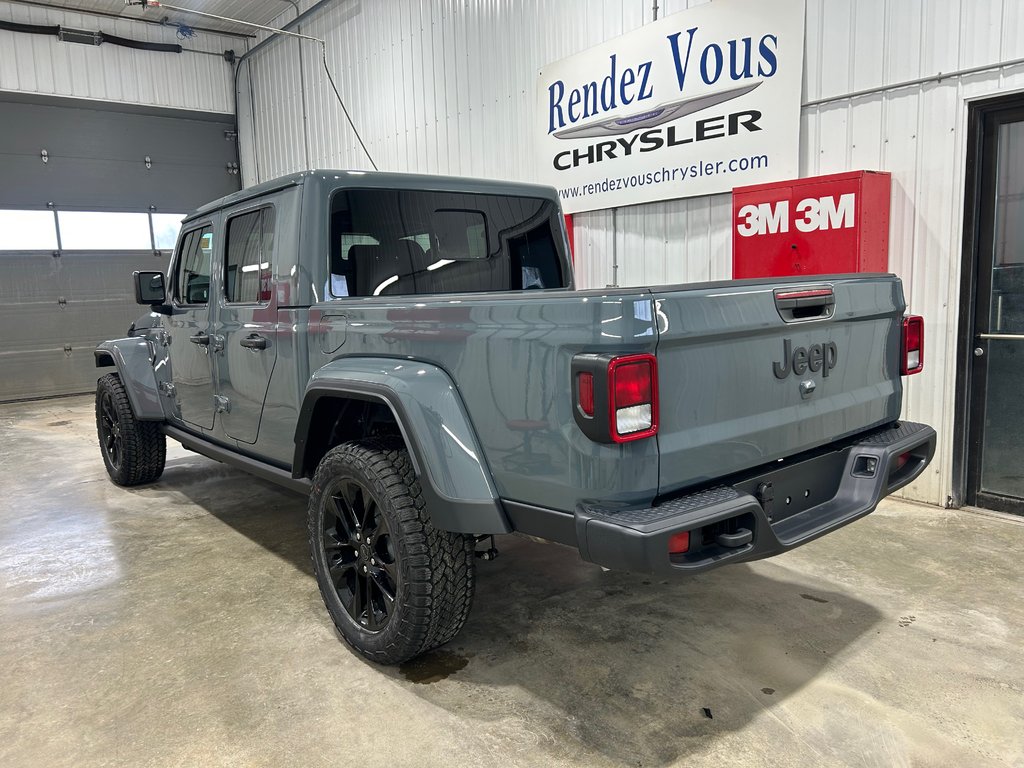 Jeep Gladiator NIGHTHAWK 2026 à Grand-Sault et Edmunston, Nouveau-Brunswick - 6 - w1024h768px