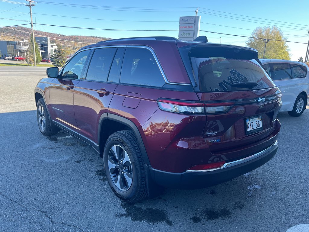 Grand Cherokee 4xe  2023 à Grand-Sault et Edmunston, Nouveau-Brunswick - 7 - w1024h768px