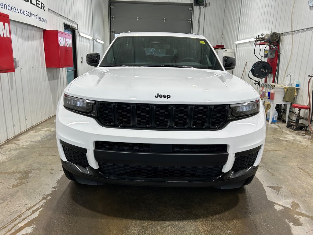 2025 Jeep Grand Cherokee L in Grand-Sault and Edmunston, New Brunswick - 2 - w1024h768px