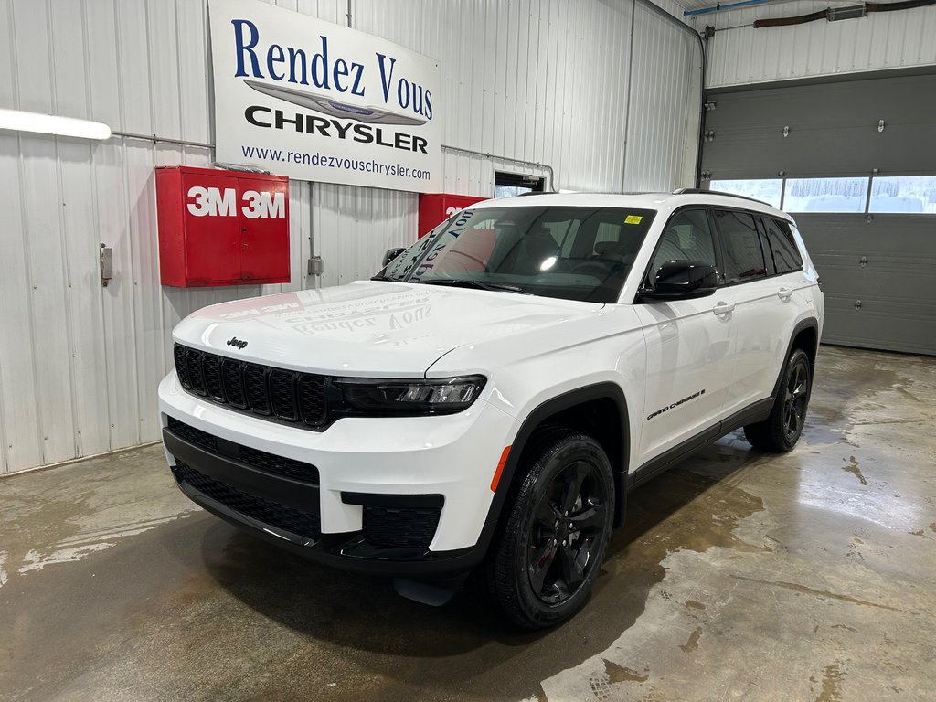 2025 Jeep Grand Cherokee L in Grand-Sault and Edmunston, New Brunswick - 1 - w1024h768px