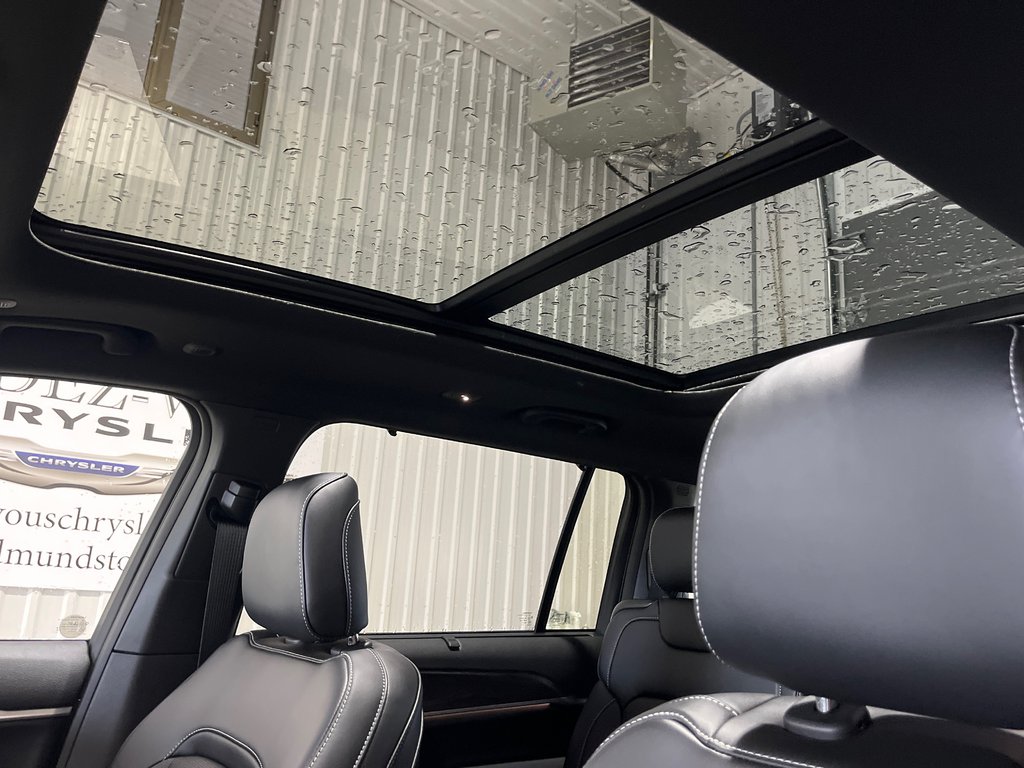 2025 Jeep Grand Cherokee L LIMITED in Grand-Sault and Edmunston, New Brunswick - 14 - w1024h768px