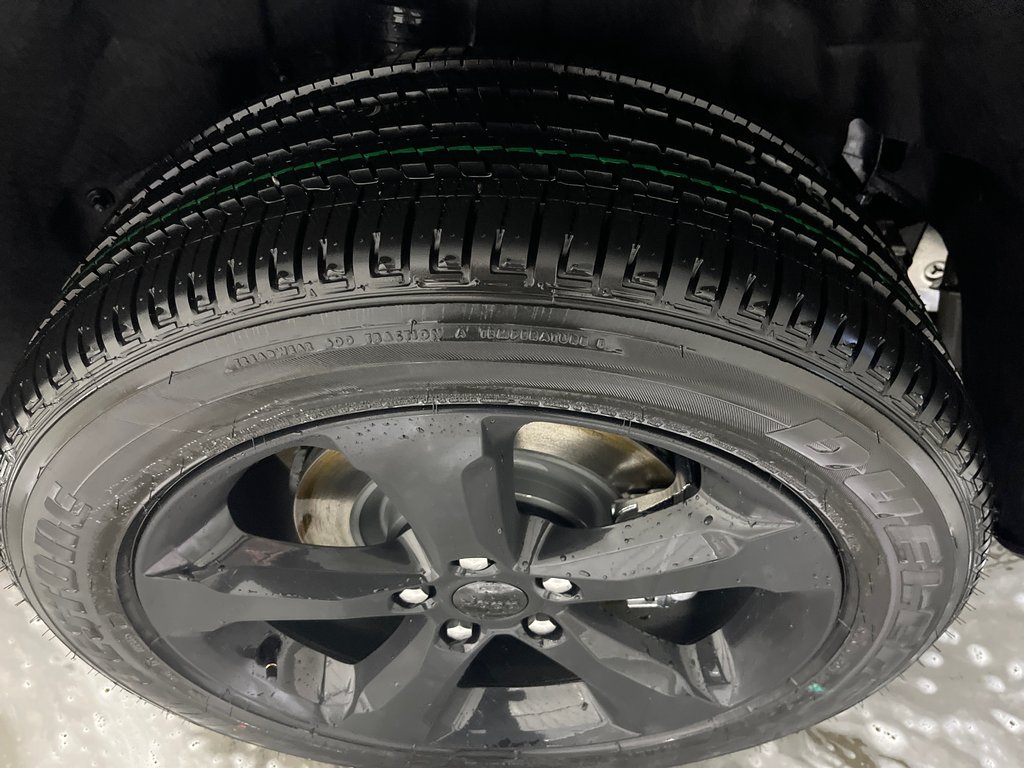 Jeep Grand Cherokee L ALTITUDE 2025 à Grand-Sault et Edmunston, Nouveau-Brunswick - 9 - w1024h768px