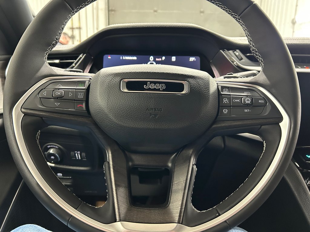 2026 Jeep Grand Cherokee L LIMITED in Grand-Sault and Edmunston, New Brunswick - 10 - w1024h768px