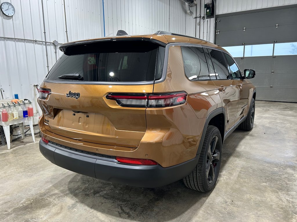 2026 Jeep Grand Cherokee L LIMITED in Grand-Sault and Edmunston, New Brunswick - 4 - w1024h768px