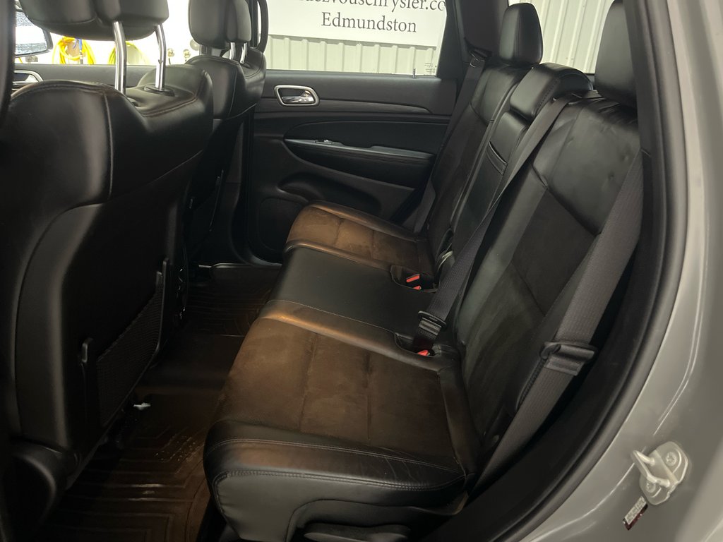 2019 Jeep GRAND CHEROKEE LAREDO/ALT Altitude in Grand-Sault and Edmunston, New Brunswick - 12 - w1024h768px