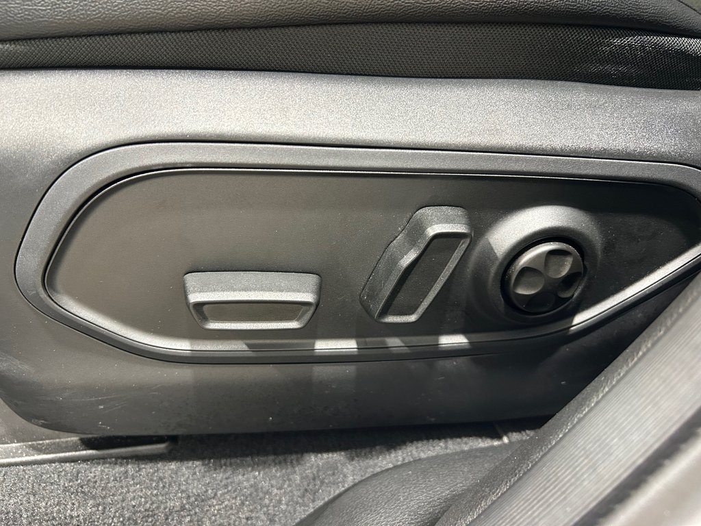 Jeep GRAND CHEROKEE ALTITUDE 2023 à Grand-Sault et Edmunston, Nouveau-Brunswick - 11 - w1024h768px