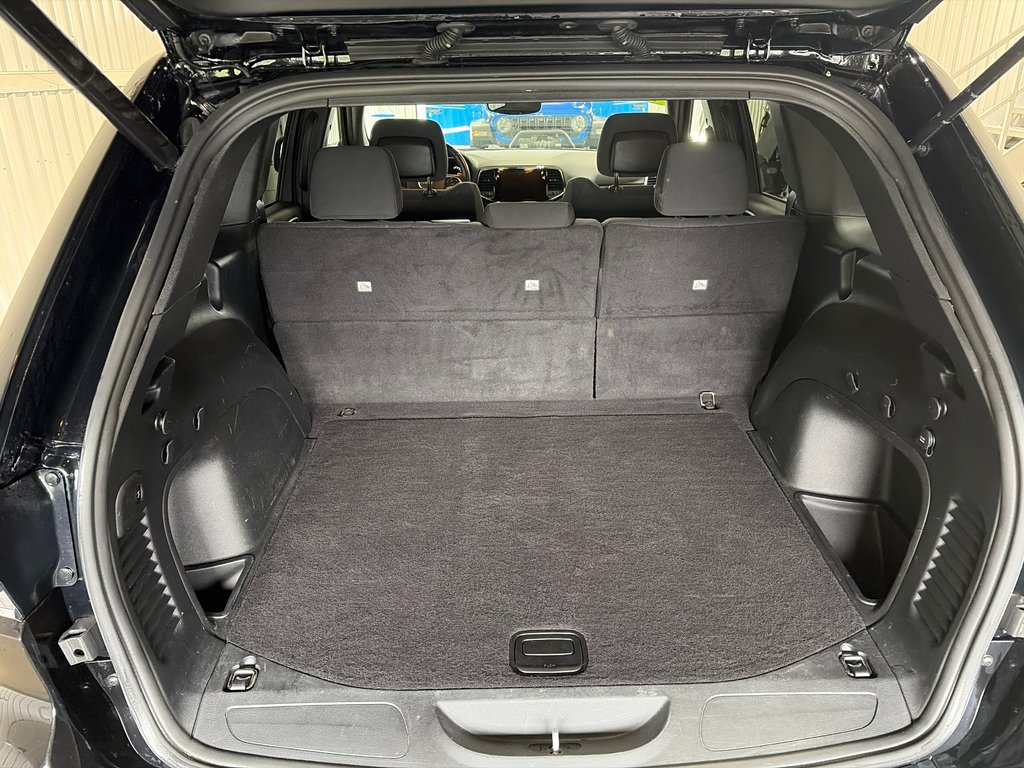 2021 Jeep GRAND CHEROKEE LAREDO Laredo in Grand-Sault and Edmunston, New Brunswick - 8 - w1024h768px