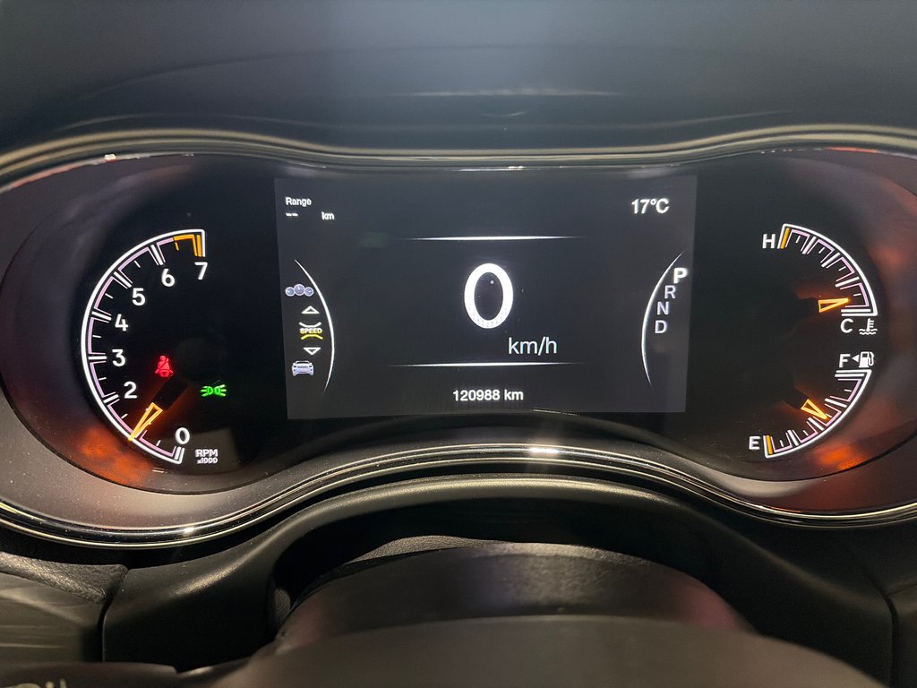 2021 Jeep GRAND CHEROKEE LAREDO Laredo in Grand-Sault and Edmunston, New Brunswick - 12 - w1024h768px
