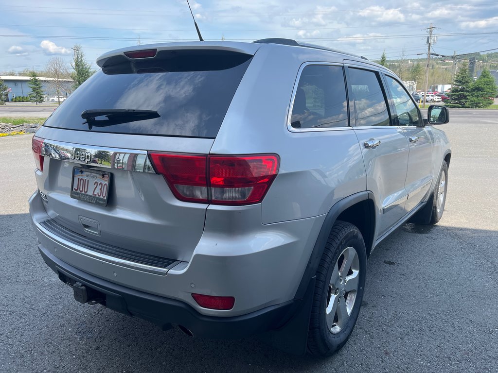 GRAND CHEROKEE LIMITED Limited 2011 à Grand-Sault et Edmunston, Nouveau-Brunswick - 5 - w1024h768px