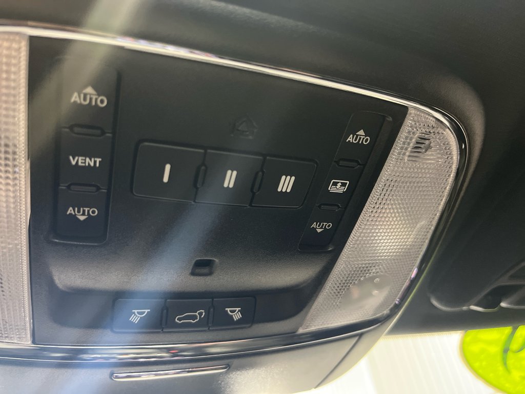 2019 Jeep GRAND CHEROKEE LIMITED LIMITED X in Grand-Sault and Edmunston, New Brunswick - 17 - w1024h768px