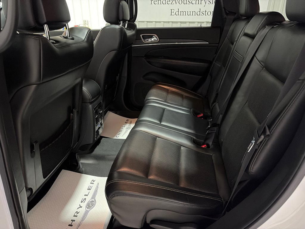 2017 Jeep GRAND CHEROKEE Limited in Grand-Sault and Edmunston, New Brunswick - 14 - w1024h768px