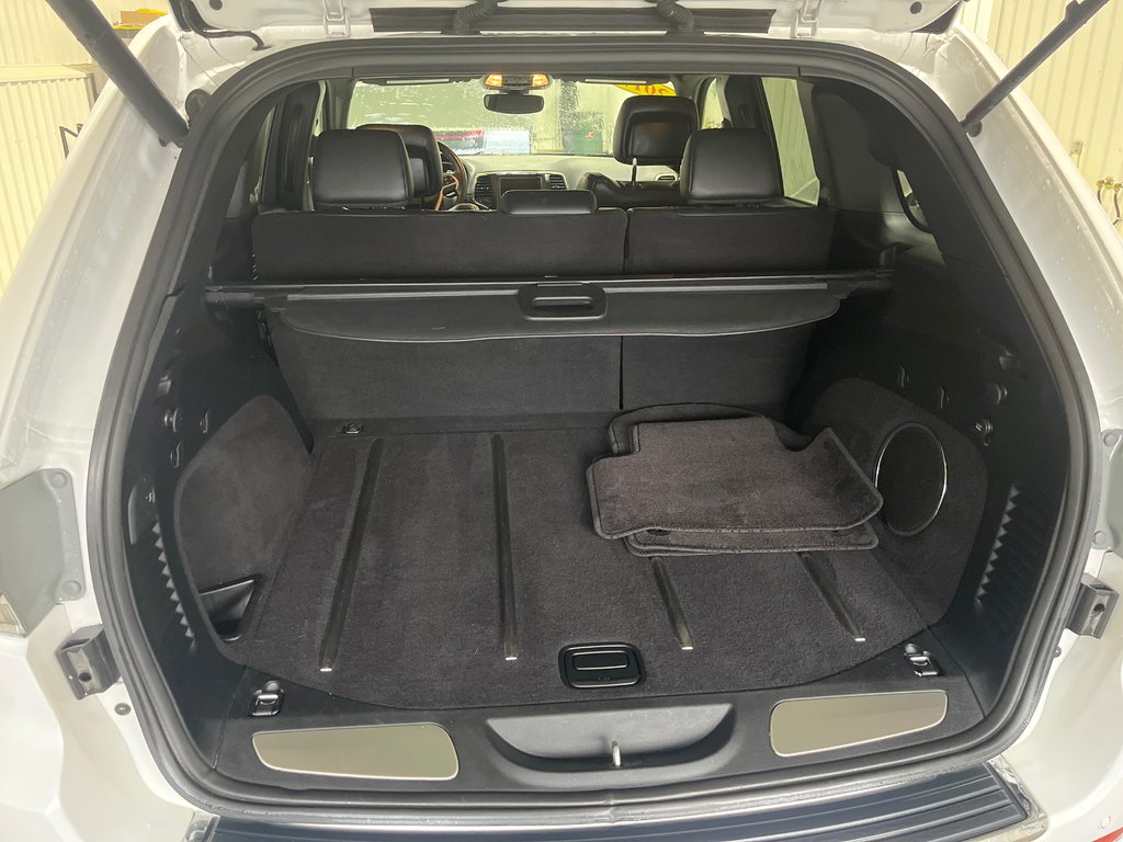 2017 Jeep GRAND CHEROKEE Limited in Grand-Sault and Edmunston, New Brunswick - 10 - w1024h768px