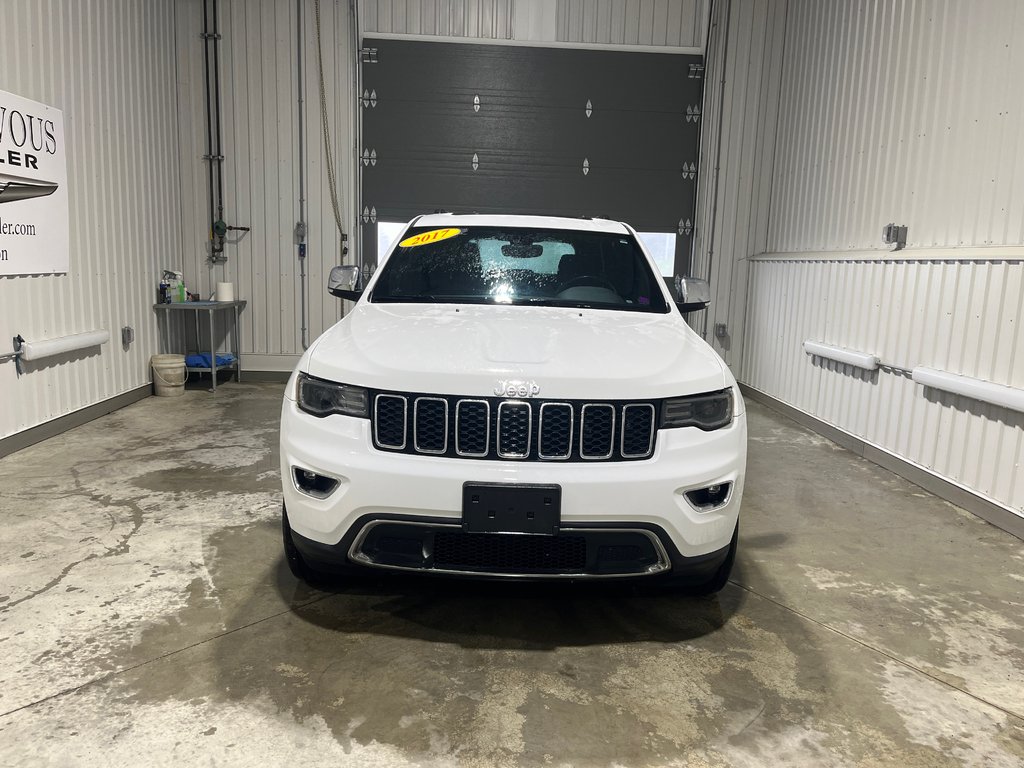 2017 Jeep GRAND CHEROKEE Limited in Grand-Sault and Edmunston, New Brunswick - 2 - w1024h768px