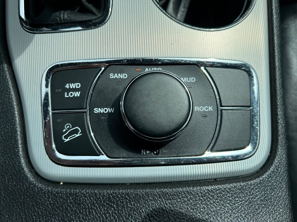 Grand Cherokee Sterling Edition 2018 à Grand-Sault et Edmunston, Nouveau-Brunswick - 17 - w1024h768px