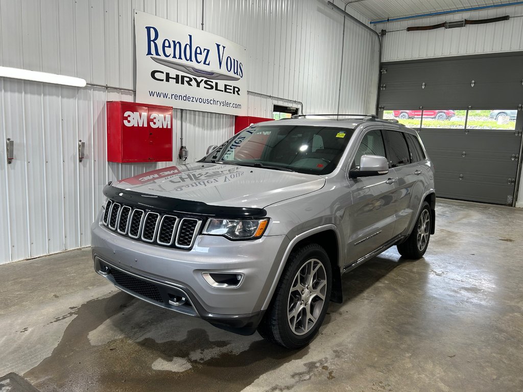 2018  Grand Cherokee Sterling Edition in Grand-Sault and Edmunston, New Brunswick - 1 - w1024h768px