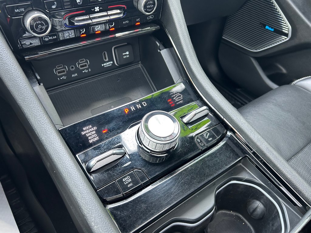 2023 Jeep GRAND CHEROKEE OVERLAND in Grand-Sault and Edmunston, New Brunswick - 18 - w1024h768px
