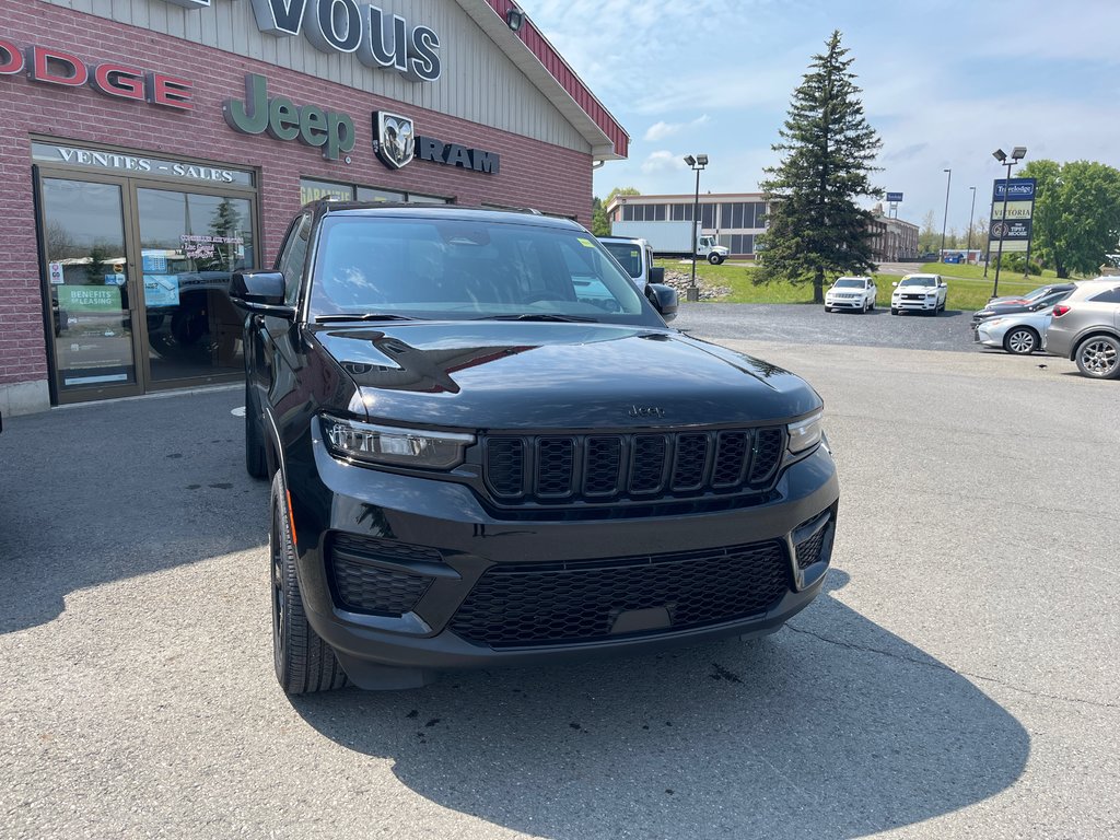 Grand Cherokee ALTITUDE 2024 à Grand-Sault et Edmunston, Nouveau-Brunswick - 2 - w1024h768px