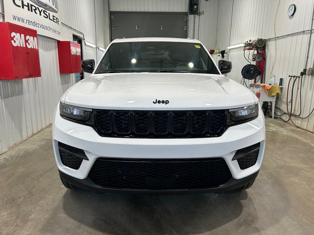 Grand Cherokee ALTITUDE 2024 à Grand-Sault et Edmunston, Nouveau-Brunswick - 2 - w1024h768px