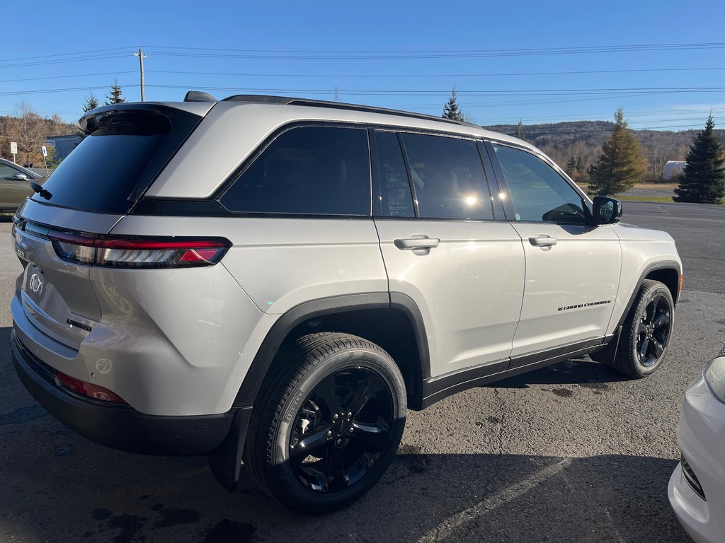 2025  Grand Cherokee LIMITED in Grand-Sault and Edmunston, New Brunswick - 3 - w1024h768px