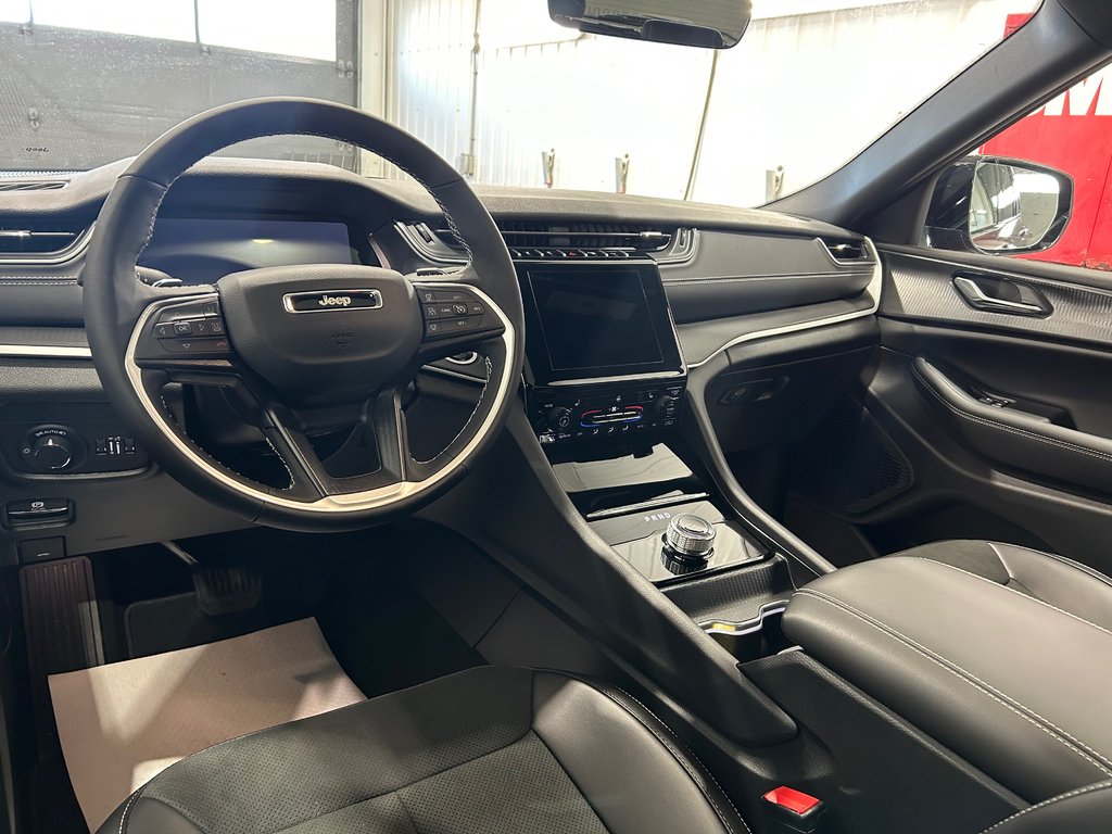 2025 Jeep Grand Cherokee LAREDO ALTITUDE in Grand-Sault and Edmunston, New Brunswick - 8 - w1024h768px