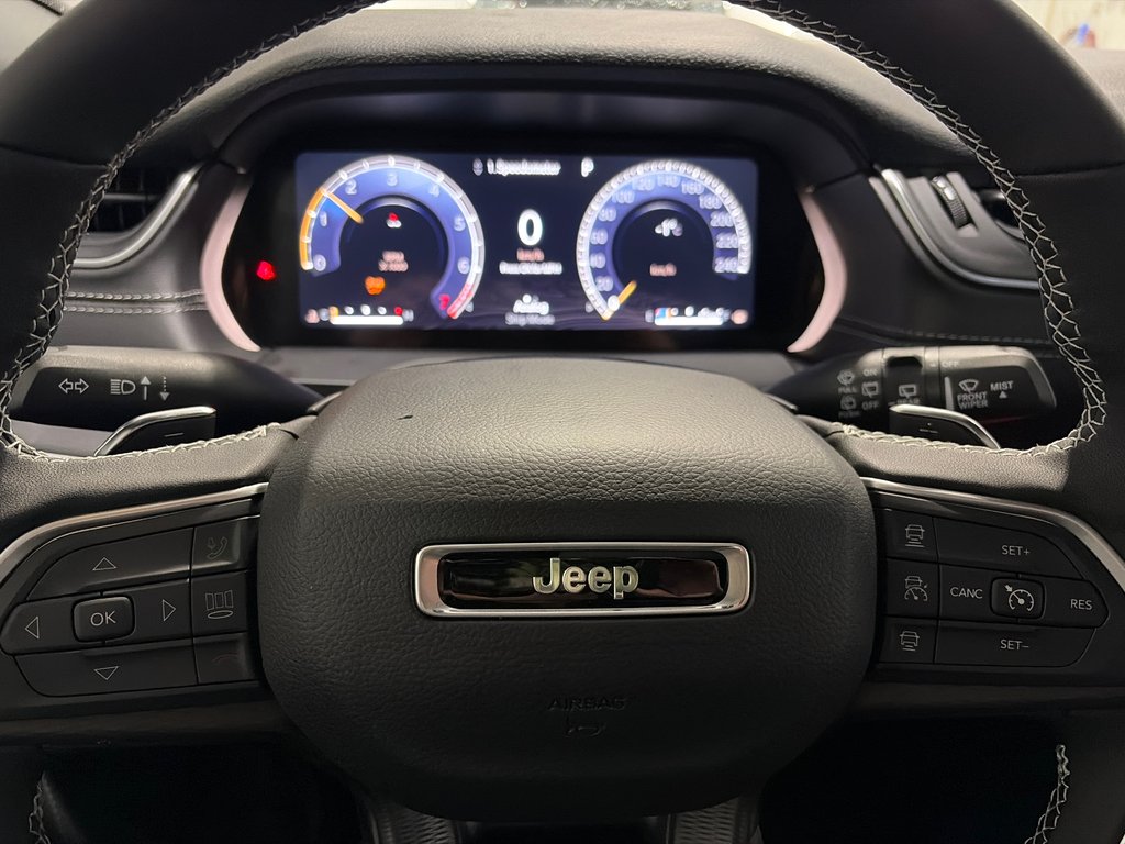 Jeep Grand Cherokee LAREDO X 2026 à Grand-Sault et Edmunston, Nouveau-Brunswick - 14 - w1024h768px