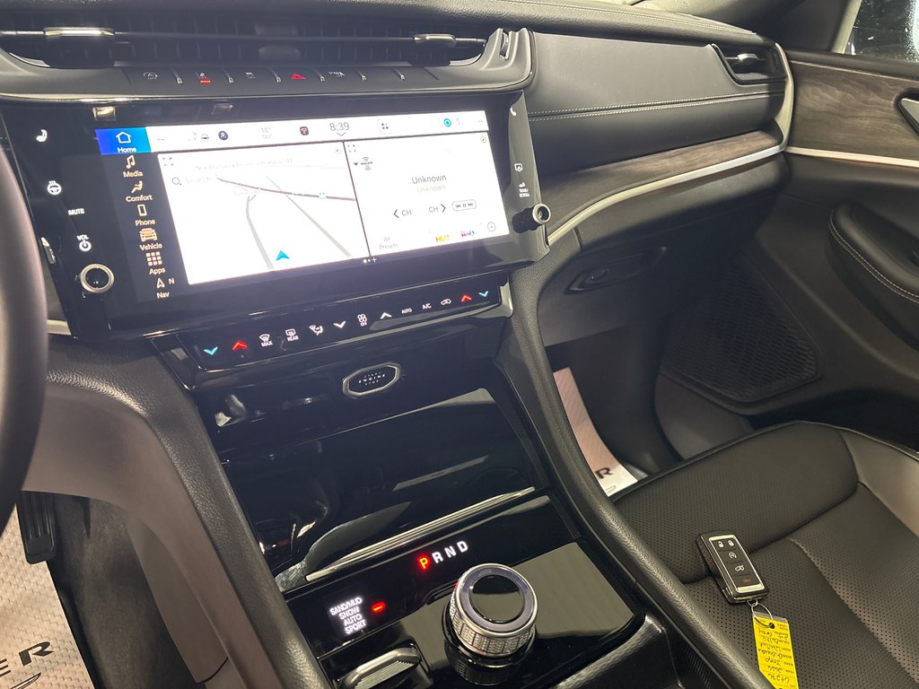2026 Jeep Grand Cherokee LIMITED in Grand-Sault and Edmunston, New Brunswick - 12 - w1024h768px