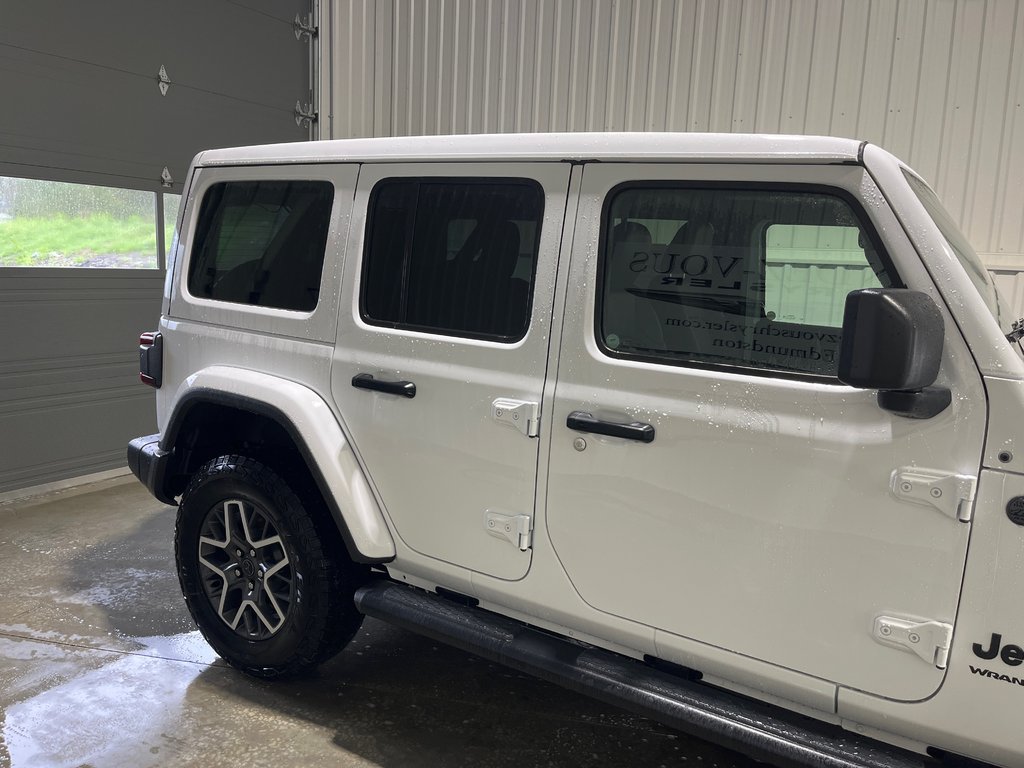 2025 Jeep WRANGLER 4-Door SAHARA in Grand-Sault and Edmunston, New Brunswick - 4 - w1024h768px