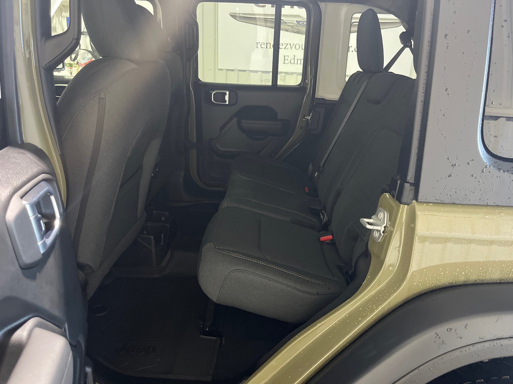 2026 Jeep Wrangler 4-Door WILLYS in Grand-Sault and Edmunston, New Brunswick - 10 - w1024h768px