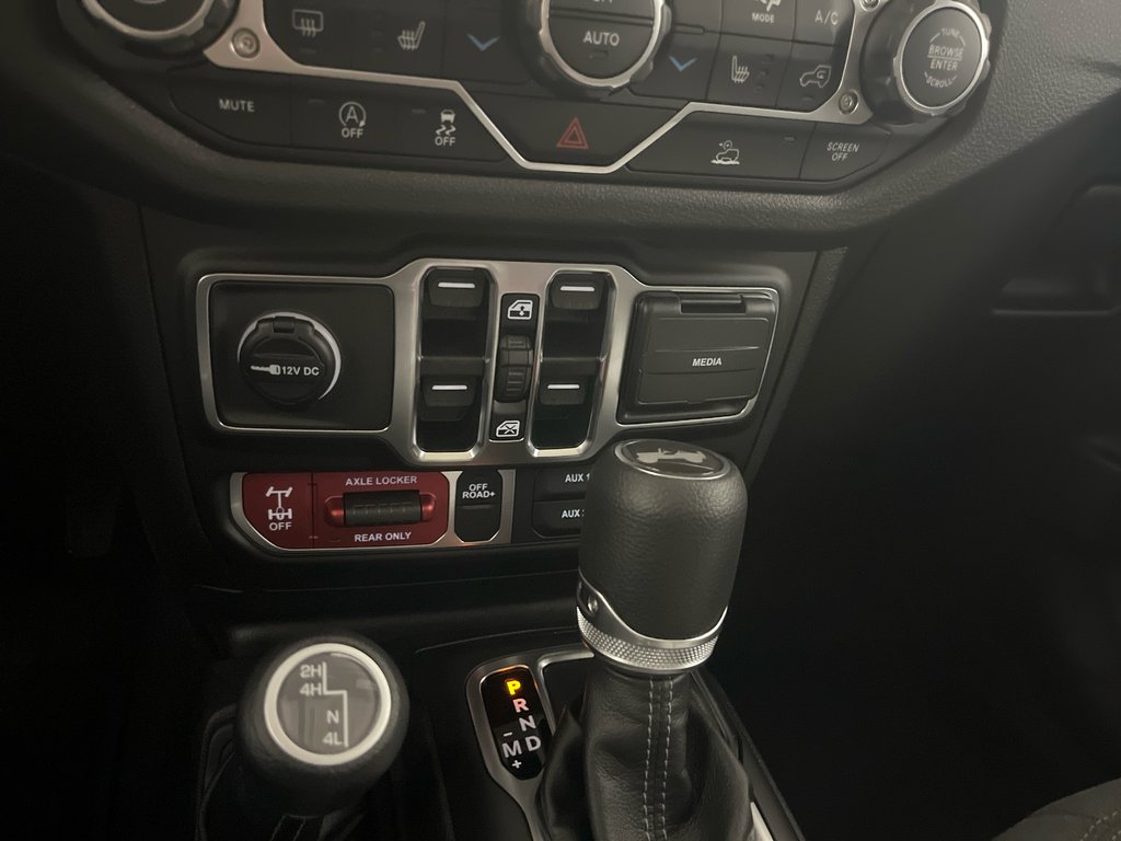 2026 Jeep Wrangler 4-Door WILLYS in Grand-Sault and Edmunston, New Brunswick - 16 - w1024h768px