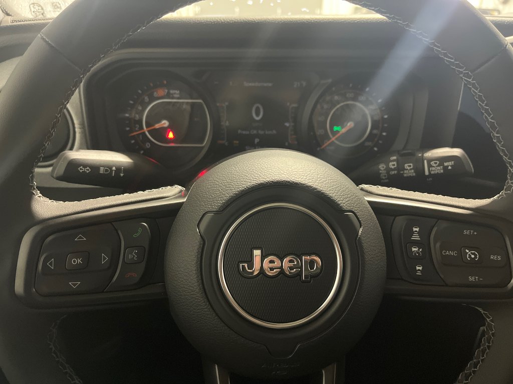 2026 Jeep Wrangler 4-Door WILLYS in Grand-Sault and Edmunston, New Brunswick - 14 - w1024h768px