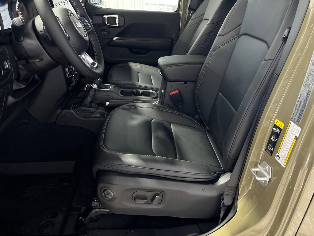 2026 Jeep Wrangler 4-Door SAHARA in Grand-Sault and Edmunston, New Brunswick - 11 - w1024h768px