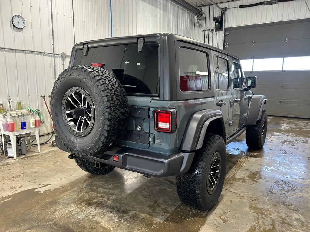 Jeep Wrangler 4-Door WILLYS 2026 à Grand-Sault et Edmunston, Nouveau-Brunswick - 4 - w1024h768px