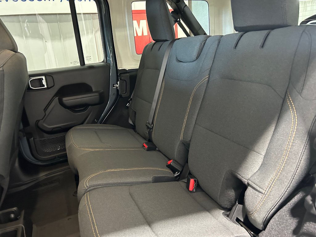 Jeep Wrangler 4-Door WILLYS 2026 à Grand-Sault et Edmunston, Nouveau-Brunswick - 9 - w1024h768px