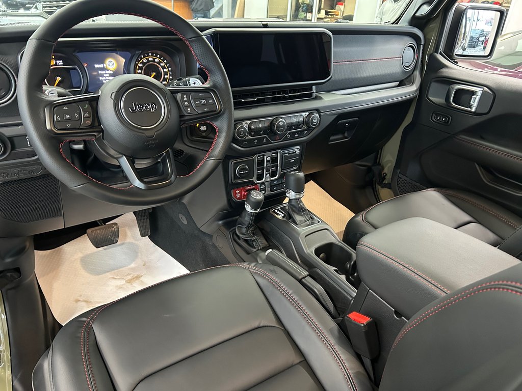 Jeep Wrangler 4-Door MOAB 392 2026 à Grand-Sault et Edmunston, Nouveau-Brunswick - 6 - w1024h768px