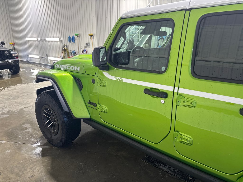 2026 Jeep Wrangler 4-Door RUBICON in Grand-Sault and Edmunston, New Brunswick - 8 - w1024h768px