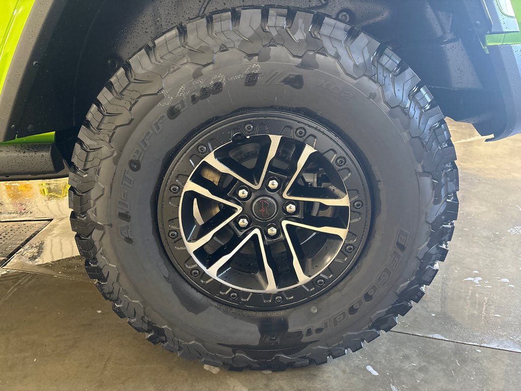 2026 Jeep Wrangler 4-Door RUBICON in Grand-Sault and Edmunston, New Brunswick - 9 - w1024h768px