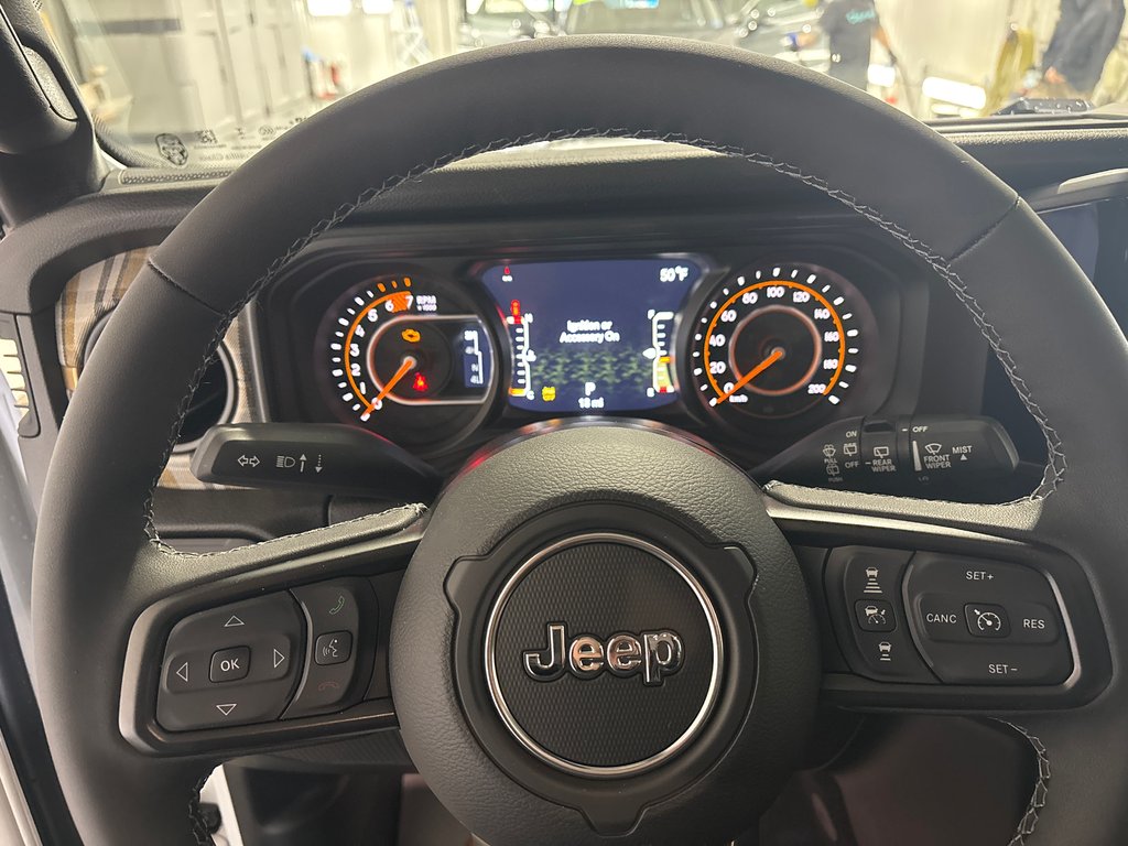 2026 Jeep Wrangler 4-Door 85TH ANNIVERSARY in Grand-Sault and Edmunston, New Brunswick - 10 - w1024h768px