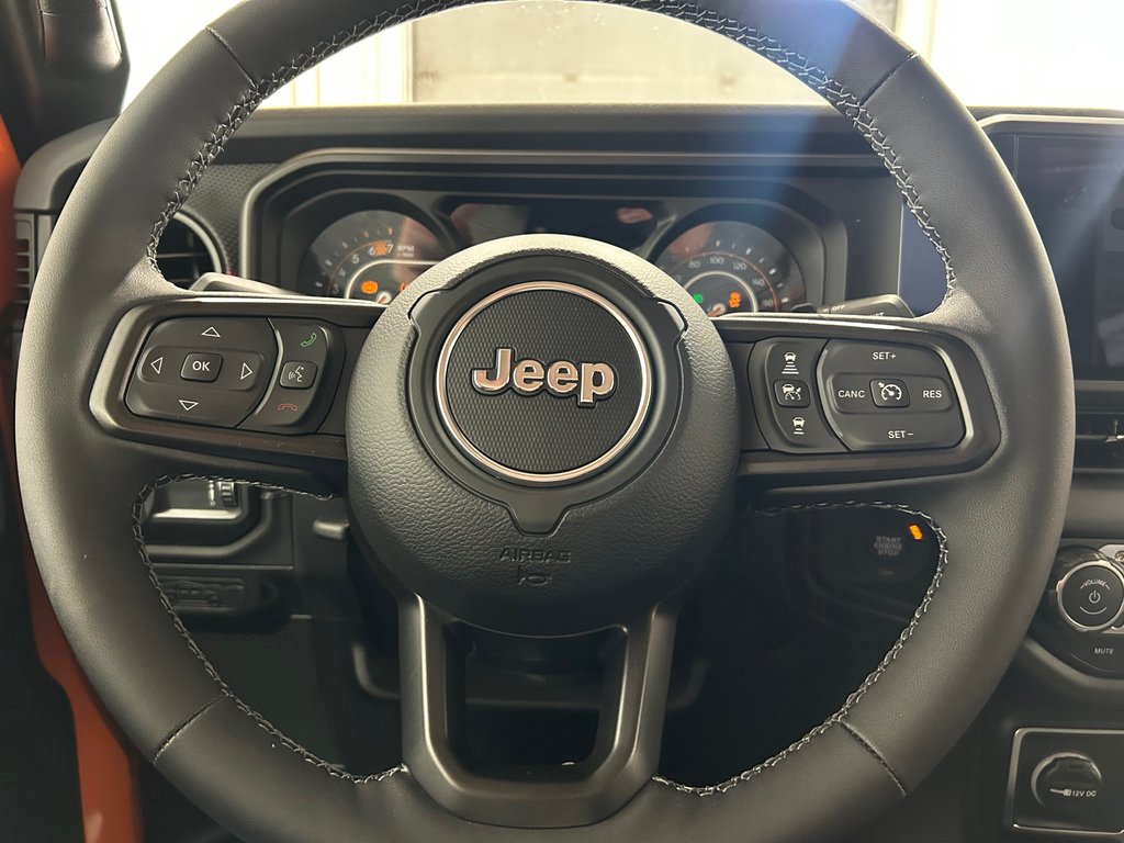 Jeep Wrangler 4-Door RUBICON 2026 à Grand-Sault et Edmunston, Nouveau-Brunswick - 11 - w1024h768px