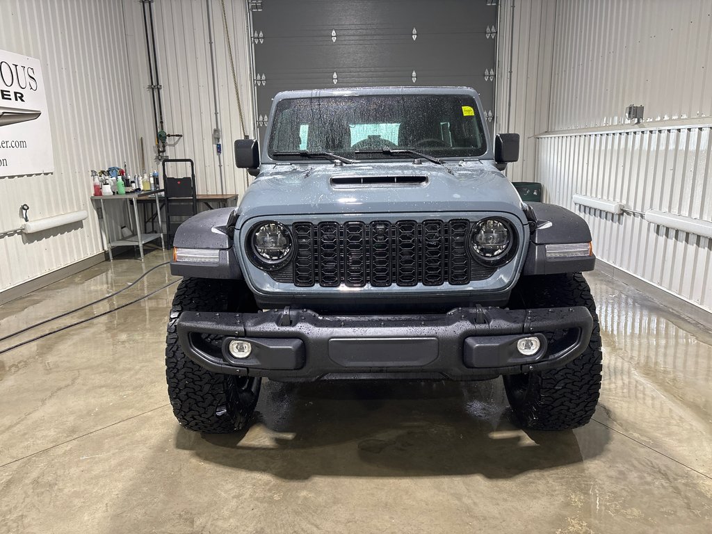 2026 Jeep Wrangler 4-Door WILLYS 392 in Grand-Sault and Edmunston, New Brunswick - 2 - w1024h768px