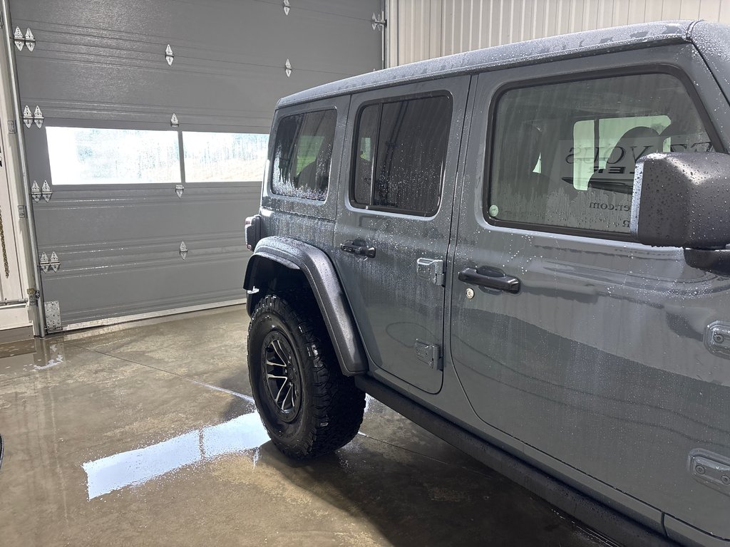 2026 Jeep Wrangler 4-Door WILLYS 392 in Grand-Sault and Edmunston, New Brunswick - 4 - w1024h768px